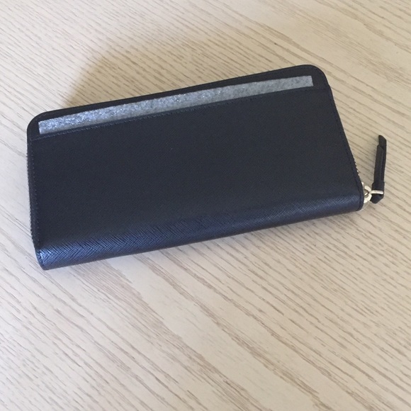 Kate Spade Cameron Black Leather Wallet - Picture 4 of 12